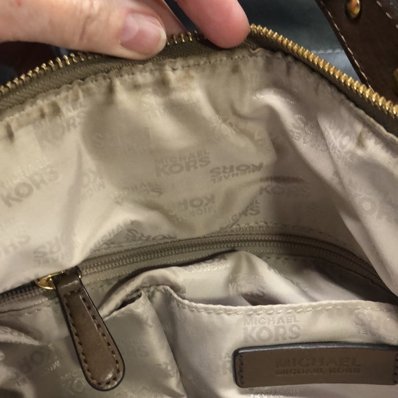 Stunning Michael Kors purse - Picture 8 of 8